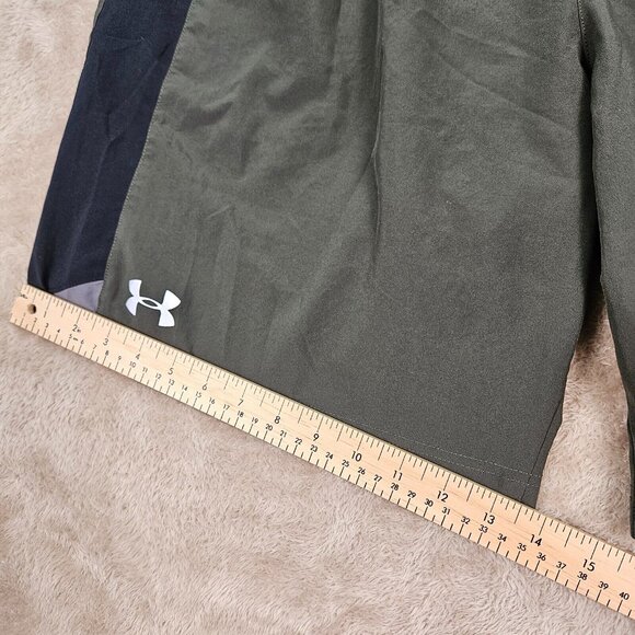Under Armour heatgear Shorts Loose Fit Green Black Back Zipped Pocket Mens Sz XL - Picture 7 of 14